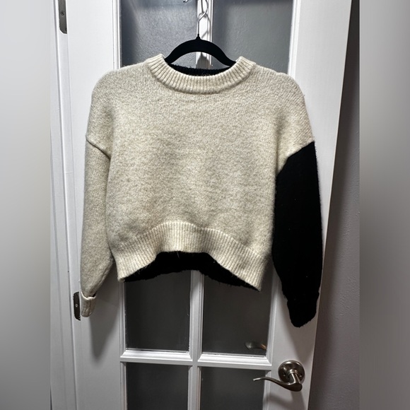 Topshop Women Crew Neck Knitted Long Sleeve Sweater, Beige and Black - Picture 4 of 9